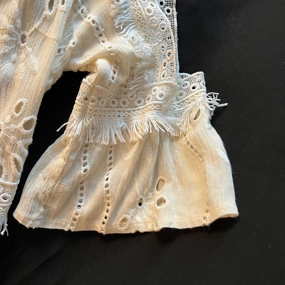 Storee Cream Top Open Back - Picture 5 of 14